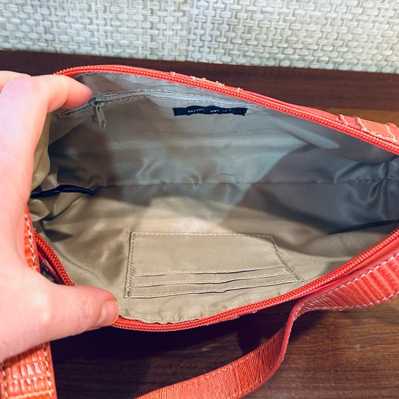 🌟2xHP🌟VTG 2000s Orange Faux Leather Studded Baguette Bag & Wallet Nine West - Picture 4 of 13